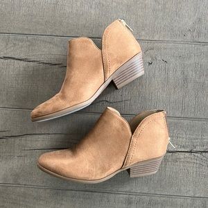 Tan Soda Boots